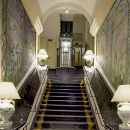 Western Artdeco Rom