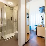 Western Artdeco Szálloda