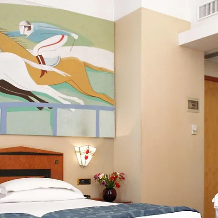 Western Artdeco Отель 4*