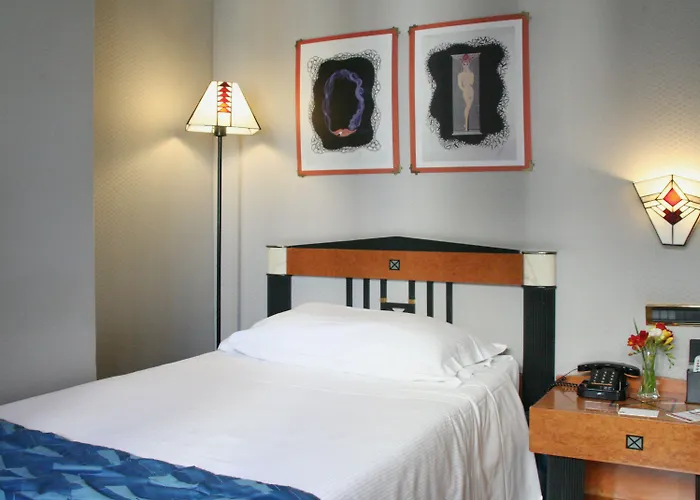 ベストウェスタン アートデコ 4* ローマ