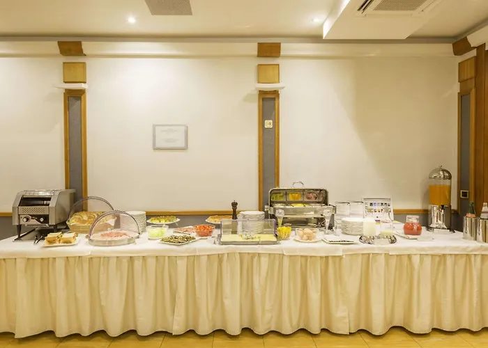 ベストウェスタン アートデコ ホテル ローマ