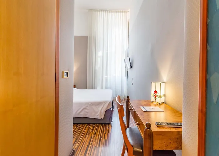 ホテル ベストウェスタン アートデコ ローマ