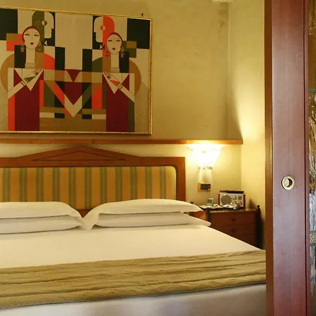 Western Artdeco Rome