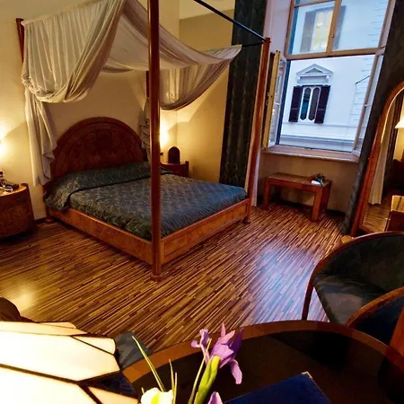 Western Artdeco Szálloda 4*